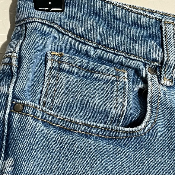 PacSun Daisy Print Shorts 🌼 - Picture 2 of 8